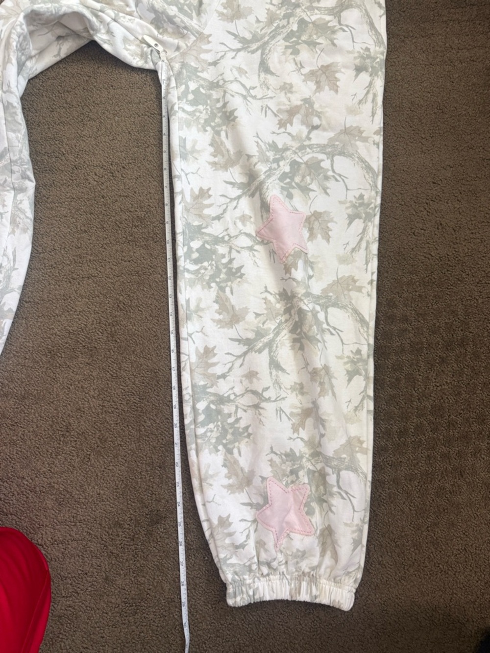 New Megan Moroney Graphic Camo Star Jogger Sweatpants pants size XS Viral Target - Picture 5 of 8